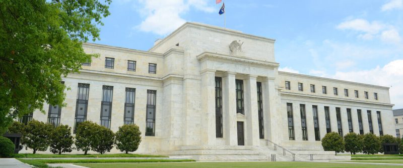 Fed Watch: Key Bullish Patterns in the S&P 500, Utilities, and Crypto